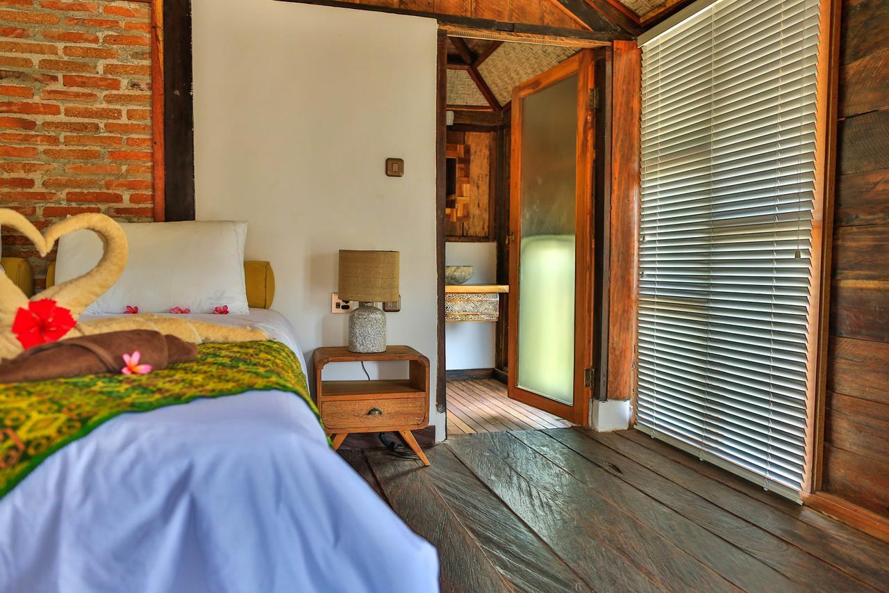 Apalagi Villa *